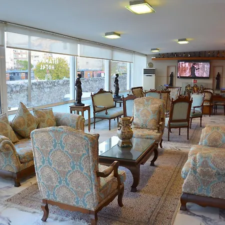 Hotel Istankoy 3*